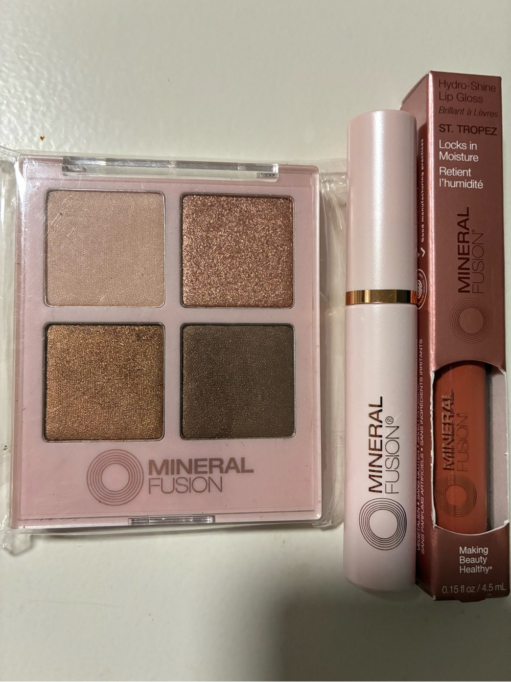 Mineral Fusion Nude & Bronze Quad Eyeshadow with Lip Gloss and black mascara